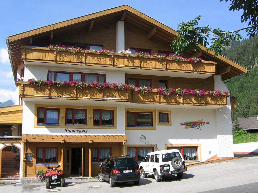 Hotel Panorama Elbigenalp Eksteriør billede